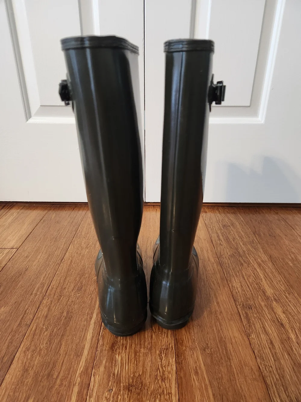 Hunter Women's Original Tall Glossy Rain Snow Boots in Dark Green, Size 7